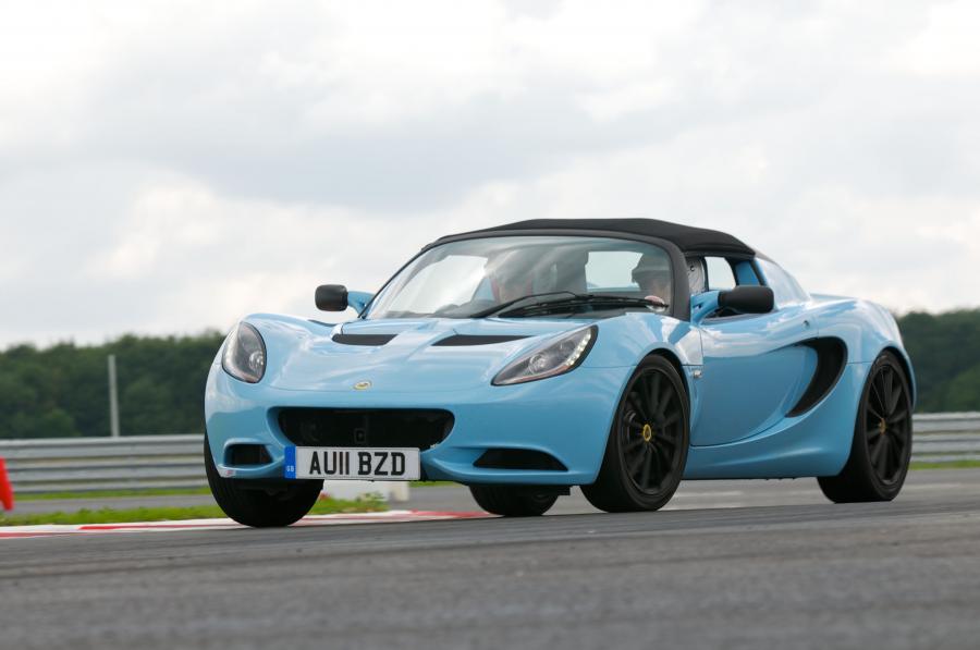  Lotus Elise Club Racer 2011 года  (фото 15 из 30)